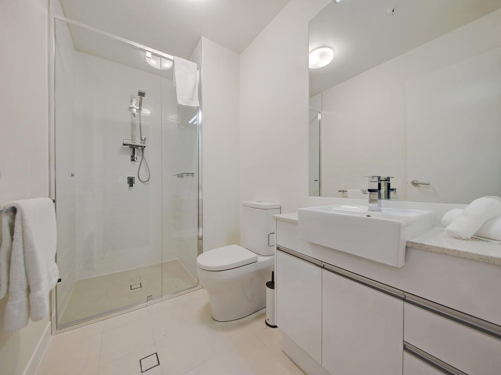 Link Portside Wharf Apartment Hotel Μπρίσμπεϊν Δωμάτιο φωτογραφία