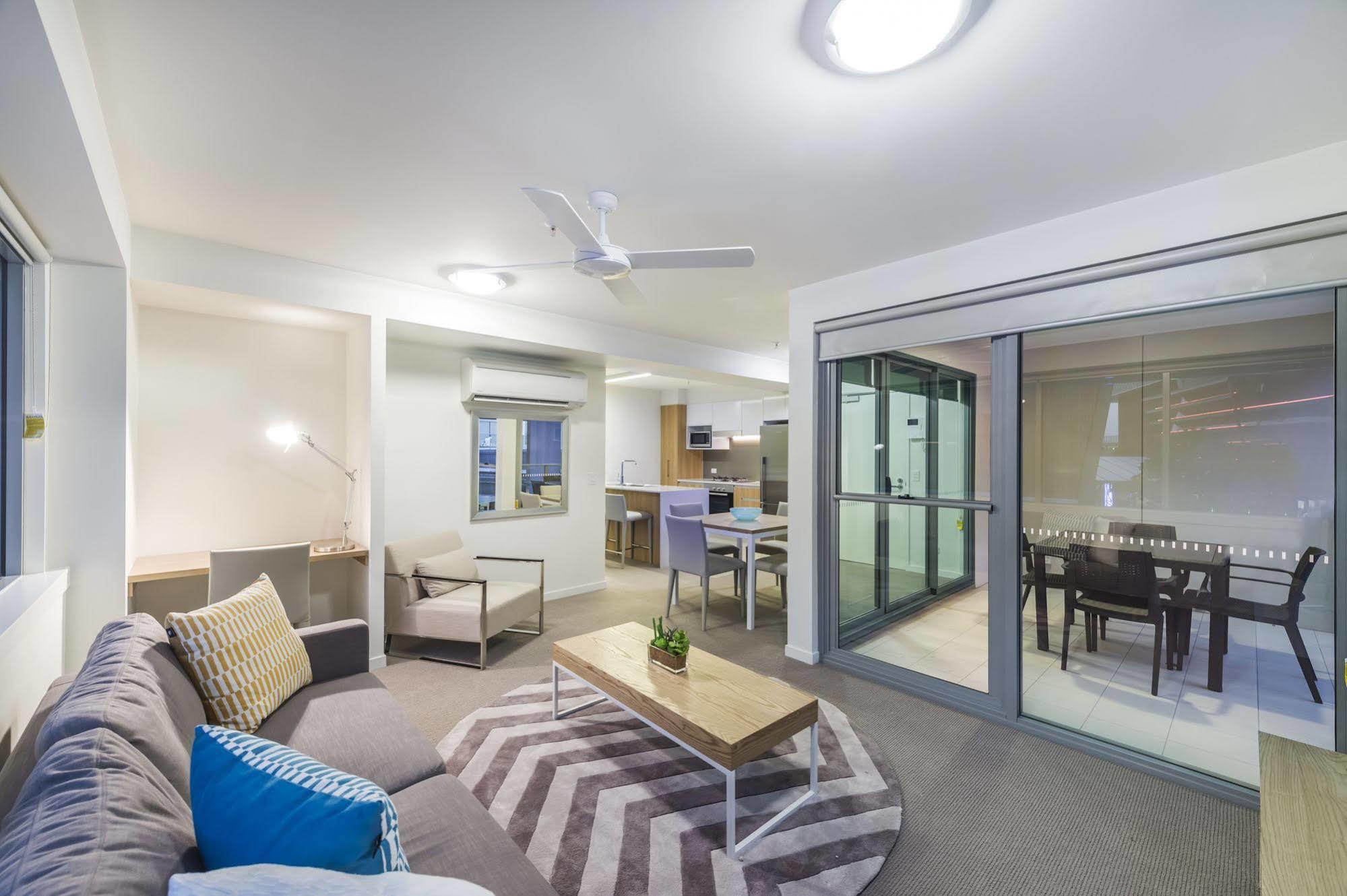 Link Portside Wharf Apartment Hotel Μπρίσμπεϊν Εξωτερικό φωτογραφία